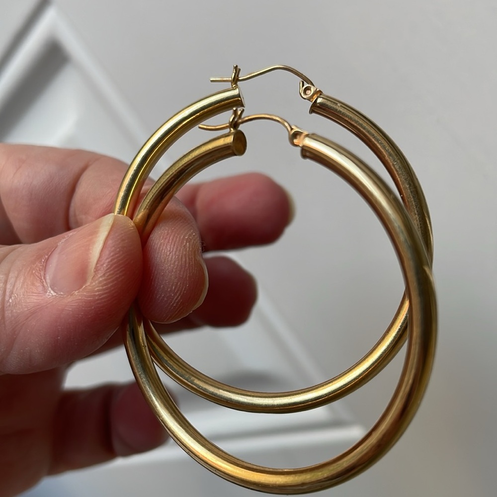 14K Yellow Gold Big Classic Hoop Earrings⭐️ - Picture 12 of 13